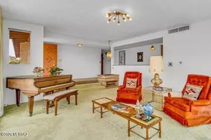 9475 E Old Pellegrino Rd, Tucson, AZ 85749 - Photo 10