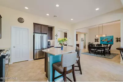 902 N Broken Hills Drive, Green Valley, AZ 85614 - Photo 14