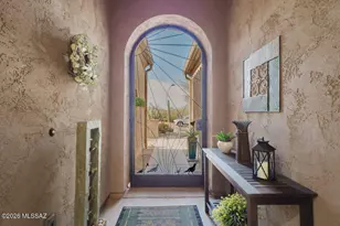 902 N Broken Hills Dr, Green Valley, AZ 85614 - Photo 8