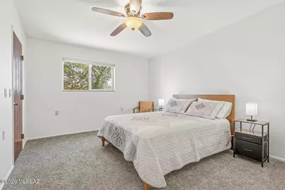 375 S Placita La Paz, Green Valley, AZ 85614 - Photo 6