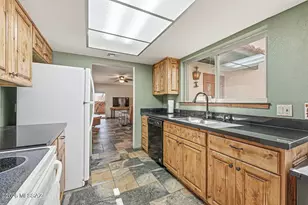 375 S Placita La Paz, Green Valley, AZ 85614 - Photo 18