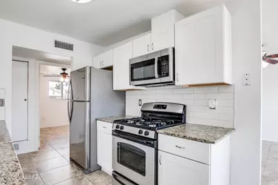 7261 S Teri Place, Tucson, AZ 85756 - Photo 12