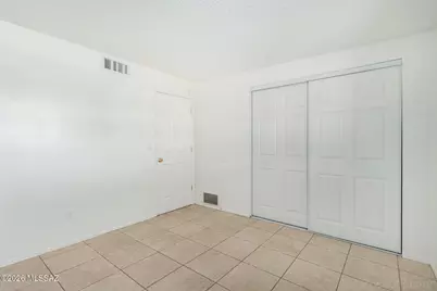 2351 S Thomas Drive, Tucson, AZ 85710 - Photo 22