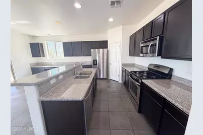 653 S Desert Haven Road, Vail, AZ 85641 - Photo 2