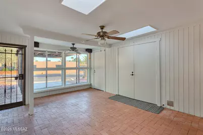 77 W Calle Del Lago, Green Valley, AZ 85614 - Photo 4