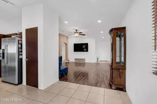 3476 W Courtney Crossing Ln, Tucson, AZ 85741 - Photo 10