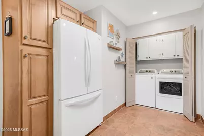 999 N Caribe Avenue #B, Tucson, AZ 85710 - Photo 14