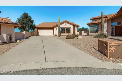 3780 W Mesa Ridge Trail, Tucson, AZ 85742 - Photo 1