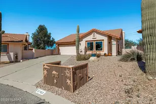 3780 W Mesa Ridge Trail, Tucson, AZ 85742 - Photo 4