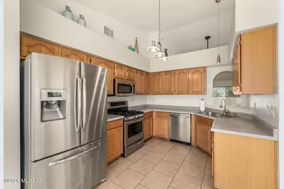 3780 W Mesa Ridge Trail, Tucson, AZ 85742 - Photo 14