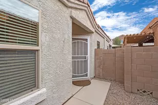 8784 N Norway Spruce Rd, Tucson, AZ 85743 - Photo 8