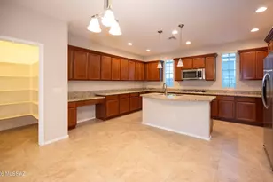 12047 N Golden Mirror Dr, Marana, AZ 85658 - Photo 14