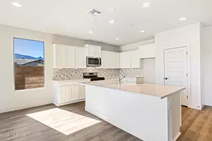 13200 N Galena Trl, Oro Valley, AZ 85755 - Photo 12