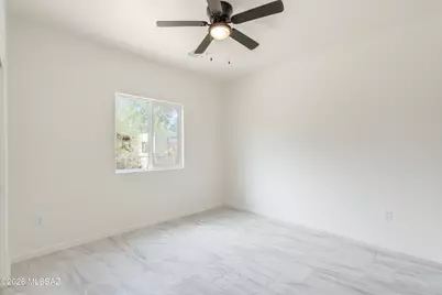 637 W Pelaar Drive, Tucson, AZ 85705 - Photo 24