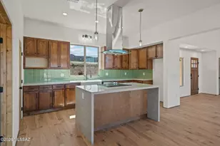 109 Red Mountain Ct, Patagonia, AZ 85624 - Photo 6