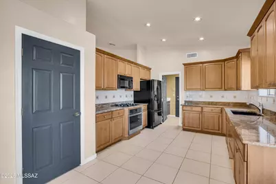 7908 N Placita Murrieta, Tucson, AZ 85743 - Photo 20