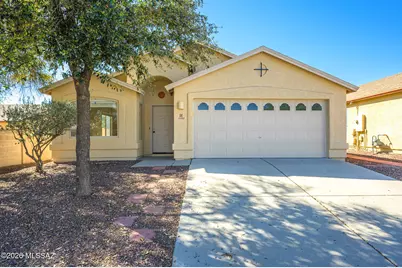 10452 E Pike Street, Tucson, AZ 85747 - Photo 1