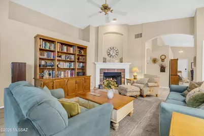 9074 N Safflower Lane, Tucson, AZ 85743 - Photo 14