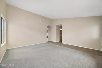 38230 S Elbow Bend Drive, Saddlebrooke, AZ 85739 - Photo 10