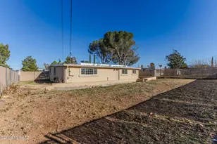 205 3rd St, Huachuca City, AZ 85616 - Photo 32