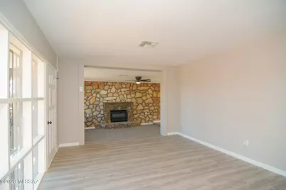1933 E Granito Vista, Tucson, AZ 85713 - Photo 4