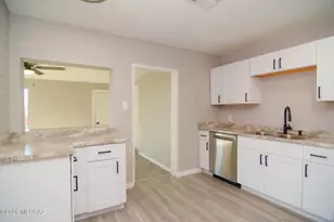 1933 E Granito Vista, Tucson, AZ 85713 - Photo 8