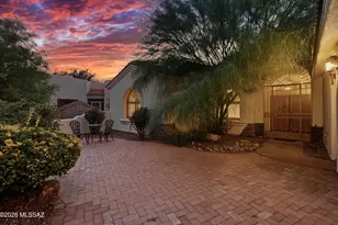 2860 S Greenside Pl, Green Valley, AZ 85614 - Photo 8