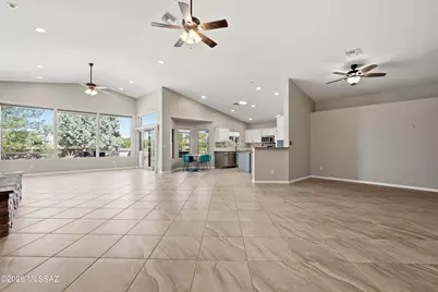 2860 S Greenside Place, Green Valley, AZ 85614 - Photo 14