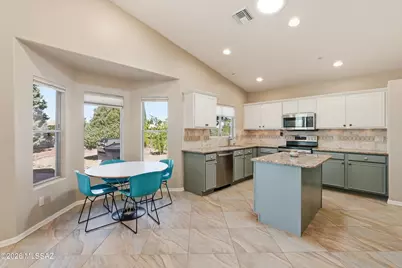 2860 S Greenside Place, Green Valley, AZ 85614 - Photo 14