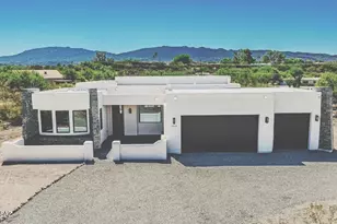 3240 N Bouchard Pl, Tucson, AZ 85749 - Photo 1