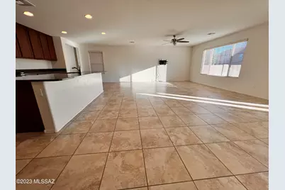 11519 Boll Bloom Drive, Marana, AZ 85653 - Photo 8