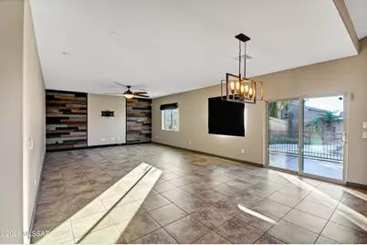 8728 W Hanbury Road, Marana, AZ 85653 - Photo 8