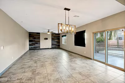 8728 W Hanbury Road, Marana, AZ 85653 - Photo 16