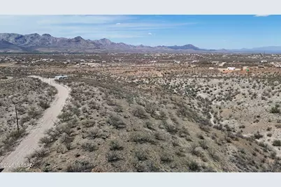 1742 Ruta Caravela #10, Rio Rico, AZ 85648 - Photo 6
