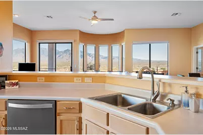 1777 W Calle Casas Lindas, Green Valley, AZ 85622 - Photo 12