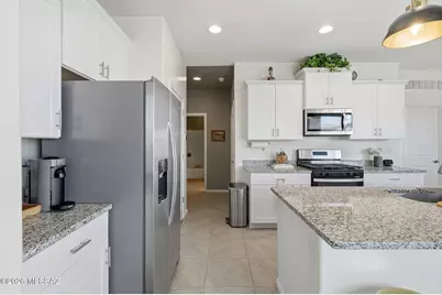 7036 W Jadewood Lane, Tucson, AZ 85757 - Photo 14