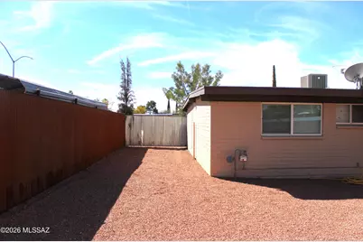 6711 E Nicaragua Drive, Tucson, AZ 85730 - Photo 22