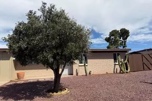 6711 E Nicaragua Dr, Tucson, AZ 85730 - Photo 2