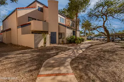 4275 N River Grove Circle #APT 131, Tucson, AZ 85719 - Photo 2