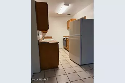 1725 S Jones Boulevard #H3, Tucson, AZ 85713 - Photo 6