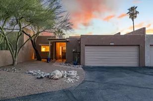 6441 N Foothills Dr, Tucson, AZ 85718 - Photo 1