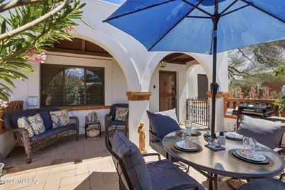 189 S Paseo Sarta #D, Green Valley, AZ 85614 - Photo 1