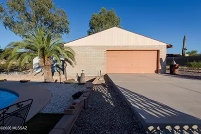 2012 N Horseshoe Trail, Tucson, AZ 85745 - Photo 14