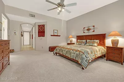 9807 N Ridge Shadow Place, Oro Valley, AZ 85704 - Photo 22