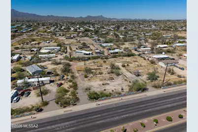 5641 N La Cholla Boulevard #15, Tucson, AZ 85741 - Photo 1