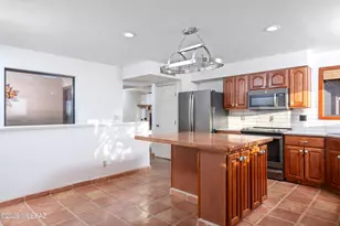 4240 N Summer Set Dr, Tucson, AZ 85750 - Photo 10