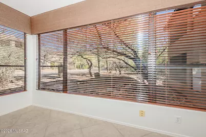 6655 N Canyon Crest Drive #26103, Tucson, AZ 85750 - Photo 2