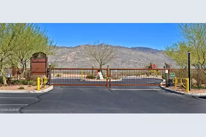 13469 E Joseph Mills Lane, Tucson, AZ 85747 - Photo 48