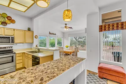 13467 N Tom Ryans Way, Oro Valley, AZ 85755 - Photo 6