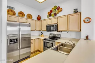 13467 N Tom Ryans Way, Oro Valley, AZ 85755 - Photo 12